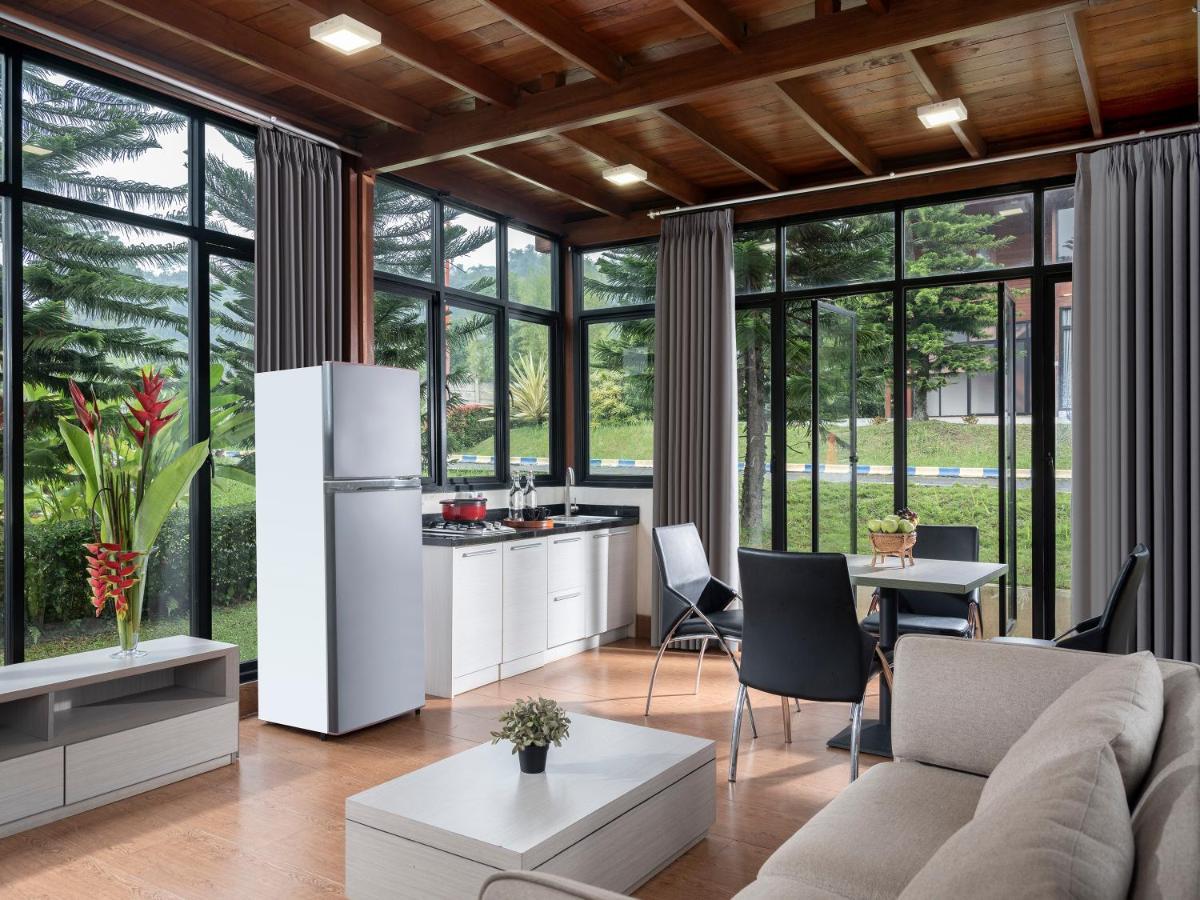 Jsi Resort Puncak Extérieur photo